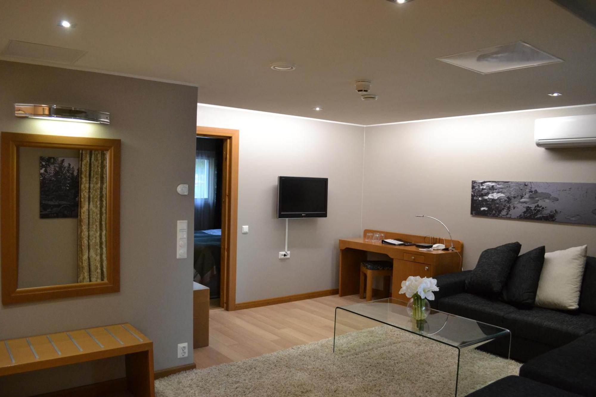 Hotel Aateli Lakeside Вуокатти Номер фото